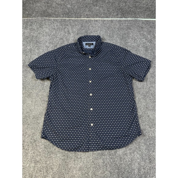 Banana Republic Stretch Soft Wash Button up - Button down collar Men's Large SS - Picture 2 of 8